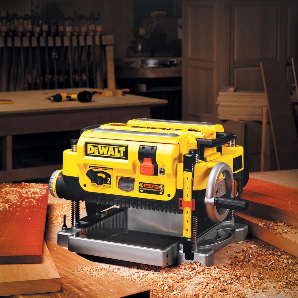 Рейсмус Dewalt DW735X