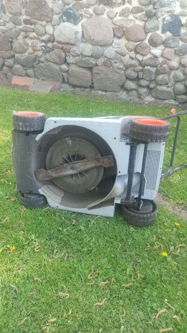 Kosiarka elektryczną flymo power compact 1600w