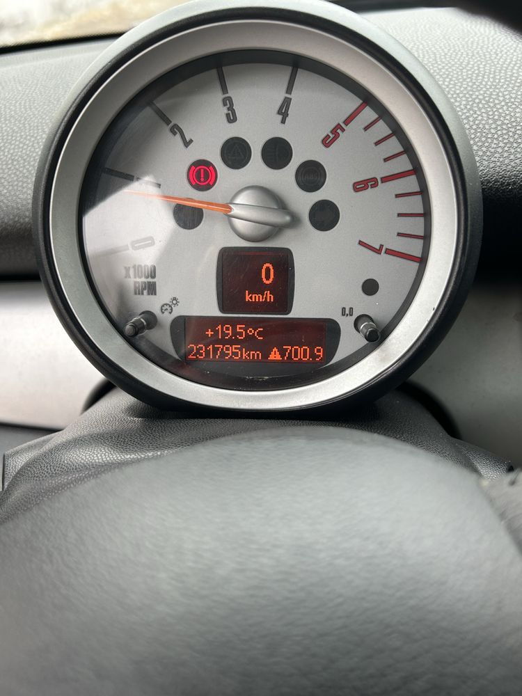 Mini cooper D em muito bom estado