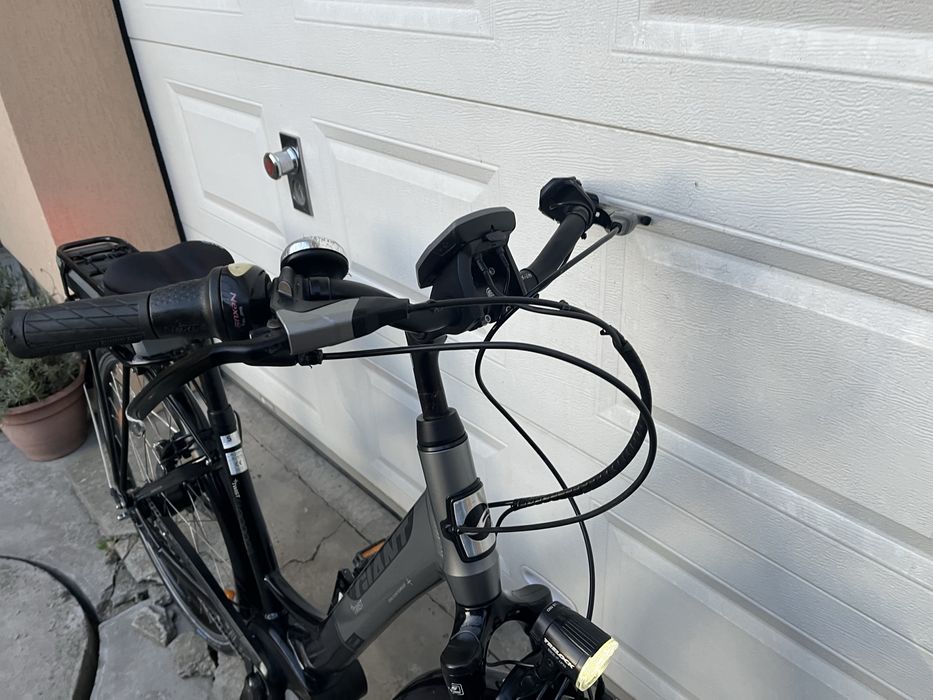 Жіночий електро велосипед