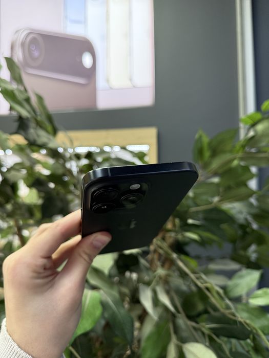 iPhone 16 Pro Max 256GB Black Titanium