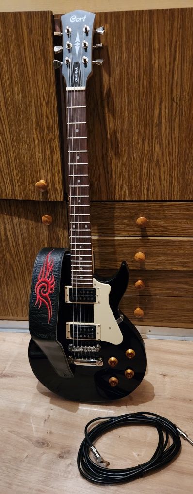 Gitara elektryczna typu les paul jak nowa + pokrowiec