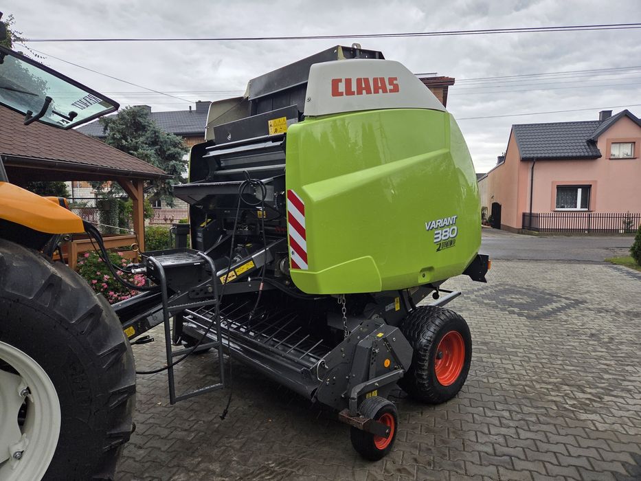 Prasa rolująca Claas Variant 380 RF Super Stan! 360