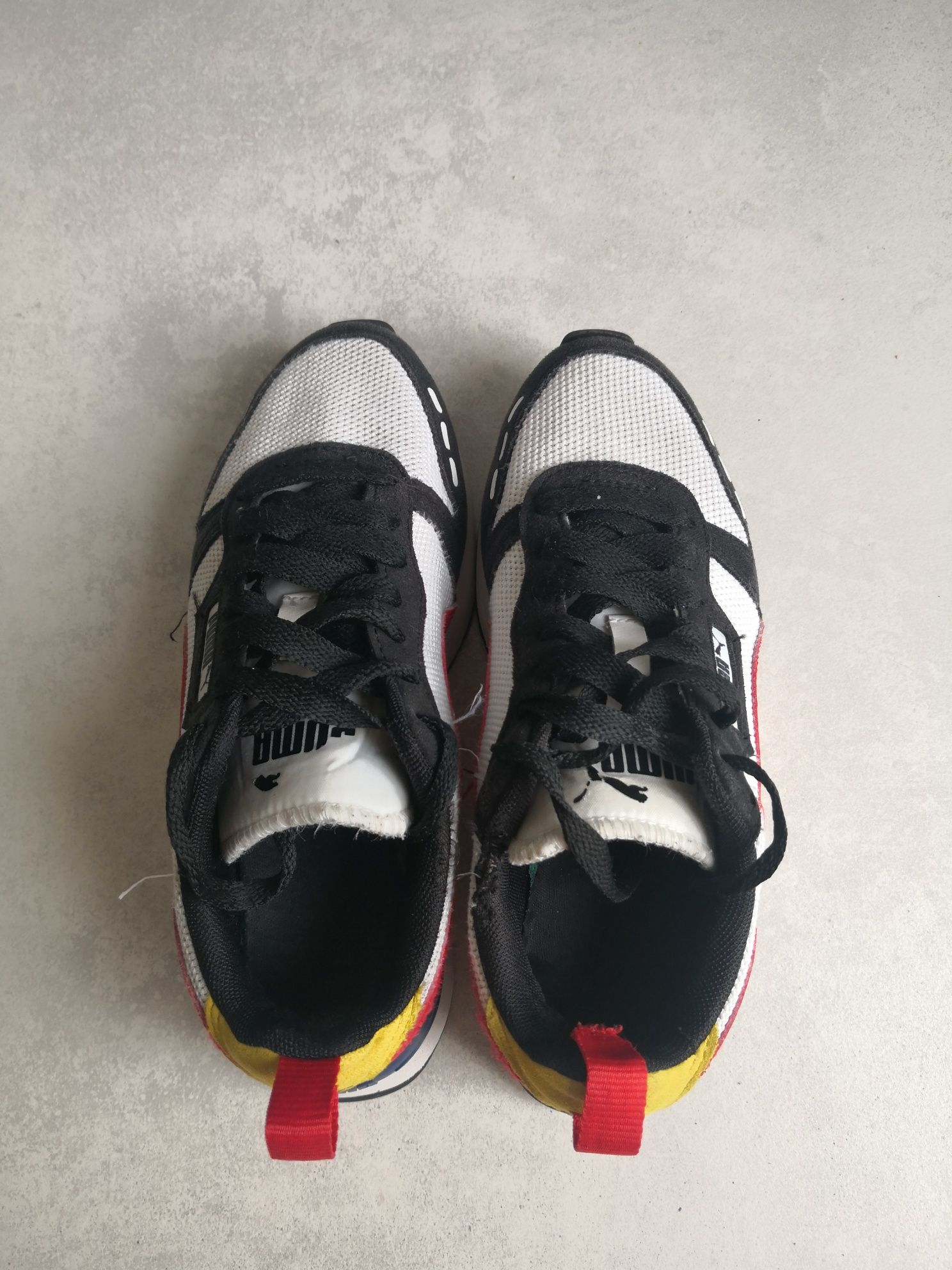 Sneakersy Puma R78 Jr roz. 35,5