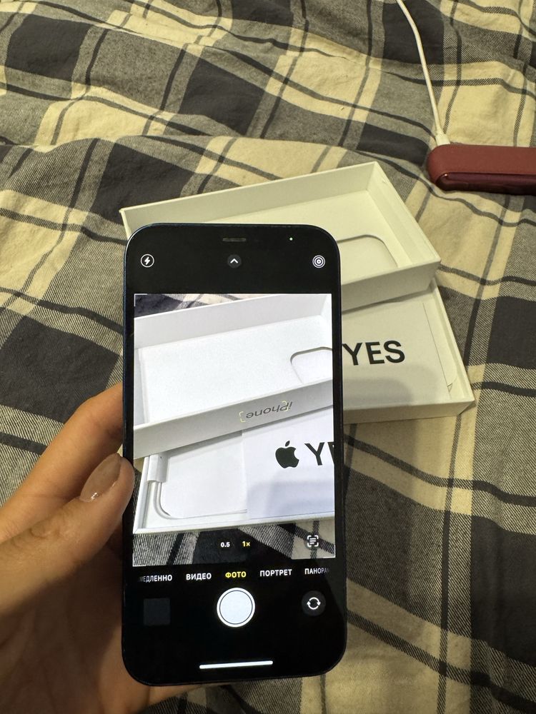 iPhone 12 на64гб