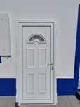 Porta branca em PVC
