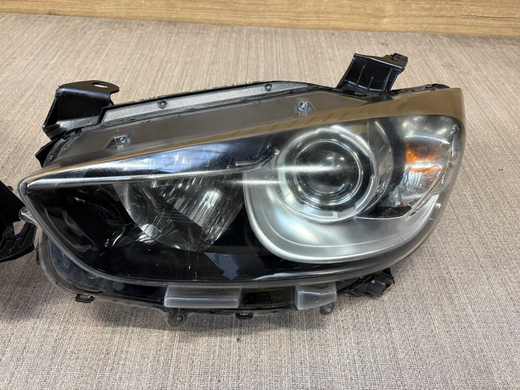 lampa/reflektor przedni lewy, prawy mazda cx5 xenon
