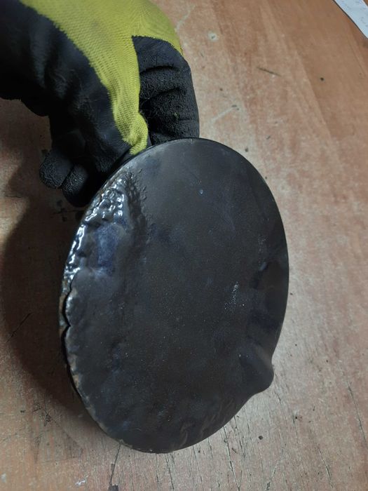 A1635842426 кришка лючок топливного паливного бака Мерседес МЛ w163