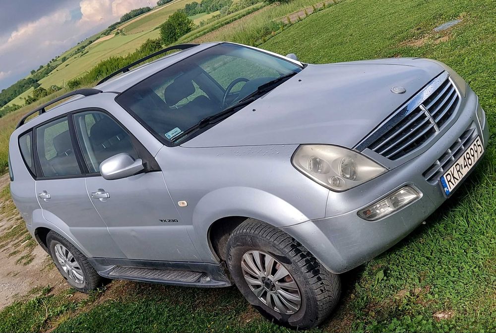 Sprzedam SsangYong Rexton RX230 benzyna gaz