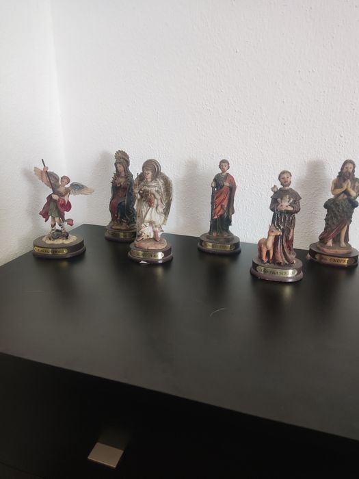 Diversas Figuras Santos
