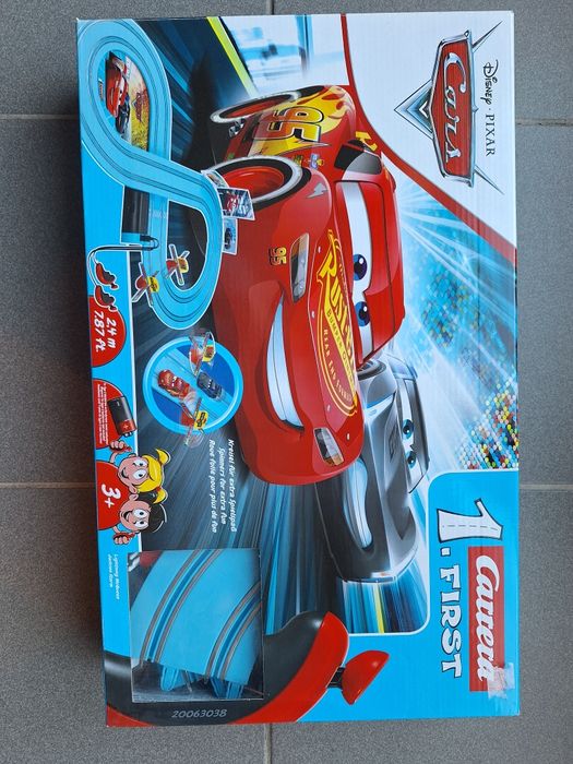 Cars Carrera tor wyscigowy samochodziki