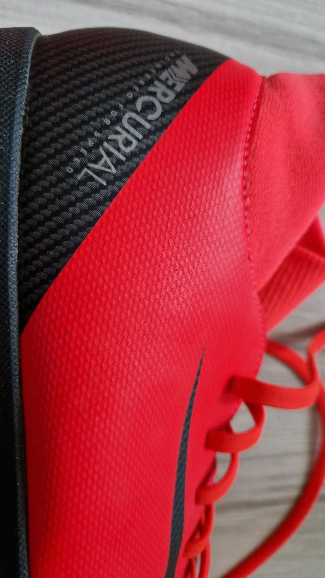 Nike Mercurial r. 40