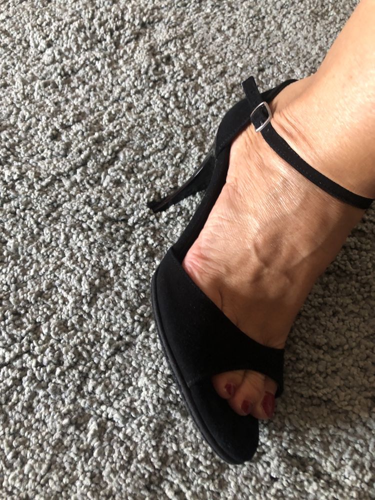 Sapatos/sandálias de tango pretas