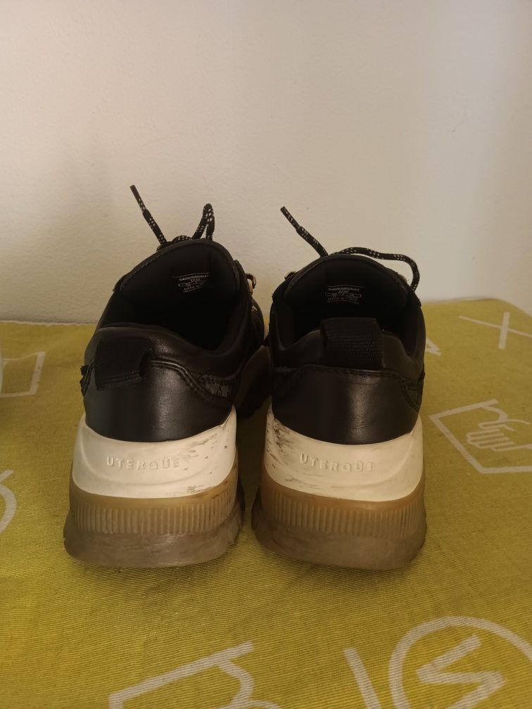 Tênis pretos Uterque