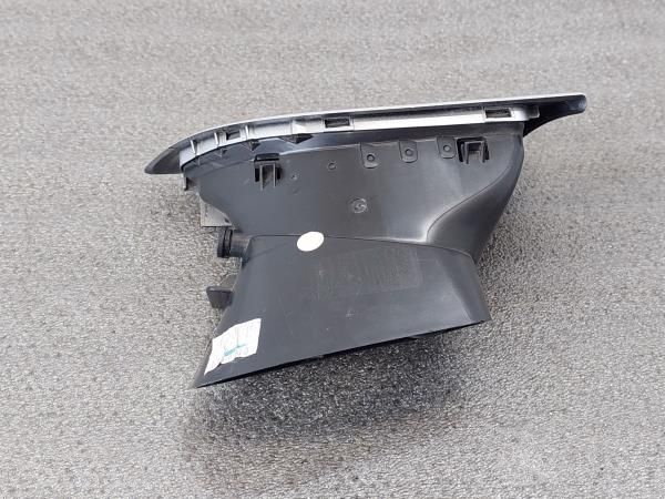 Difusor / saída de ar RENAULT Megane III Grandtour (KZ0/1)