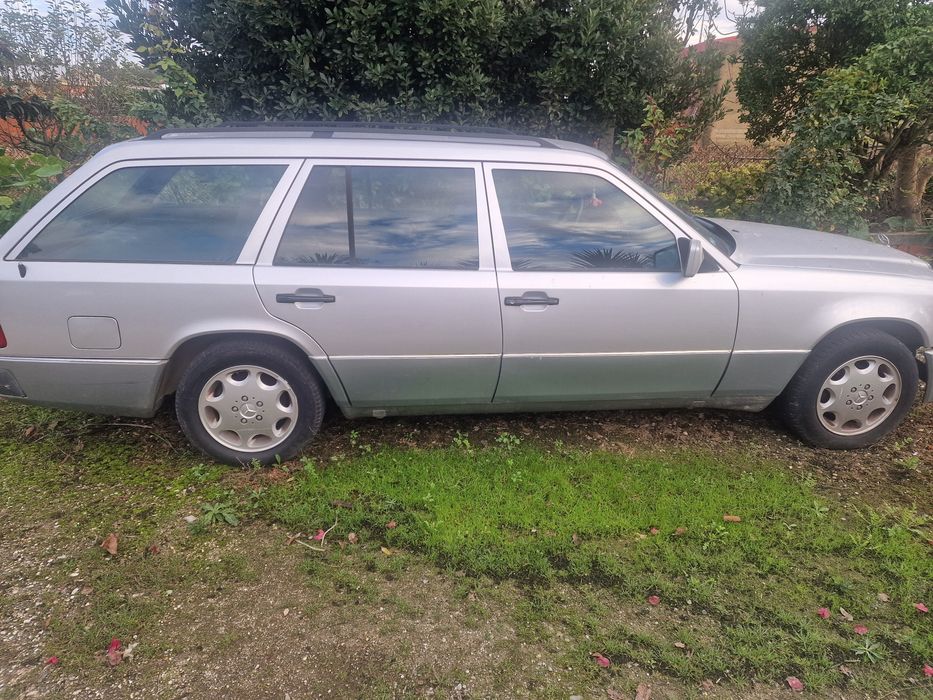 Mercedes Benz 250 TD