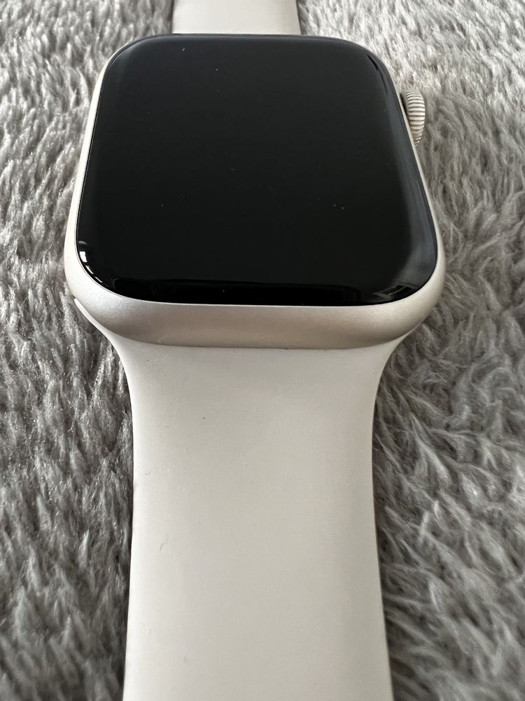 Apple Watch 8  45mm