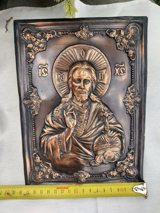 Старинные иконы,металл.