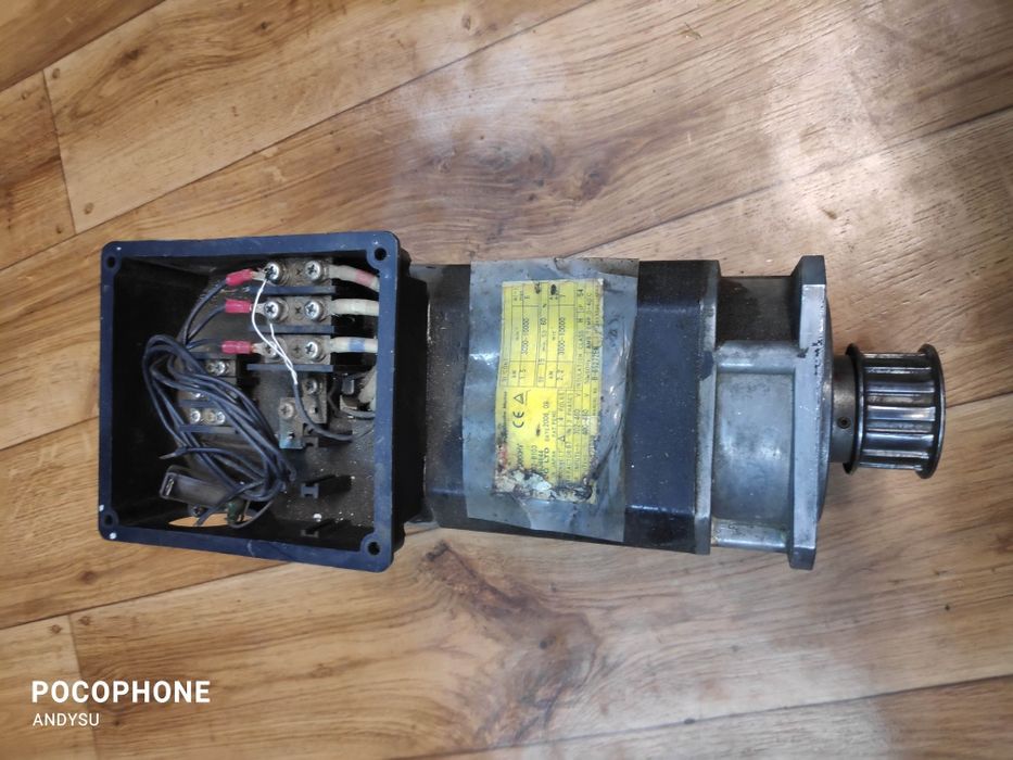 Silnik elektryczny wrzeciona Fanuk  2,2 kW.