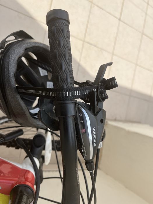 Bicicleta (MTB) da marca Whistle semi  nova.