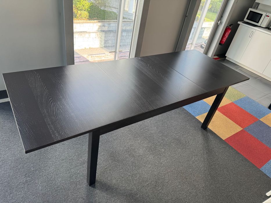 Mesa de Refeições Extensível IKEA em bom estado