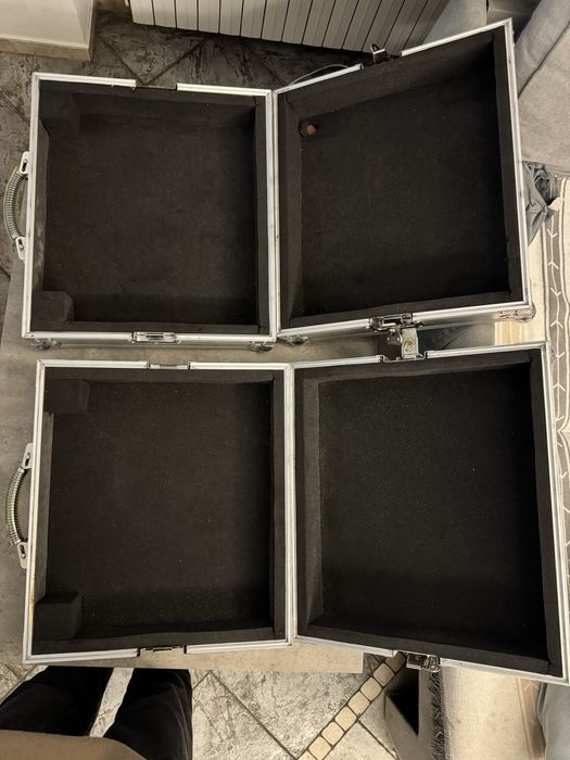 Кейси для програвачей вінілу та мікшеру