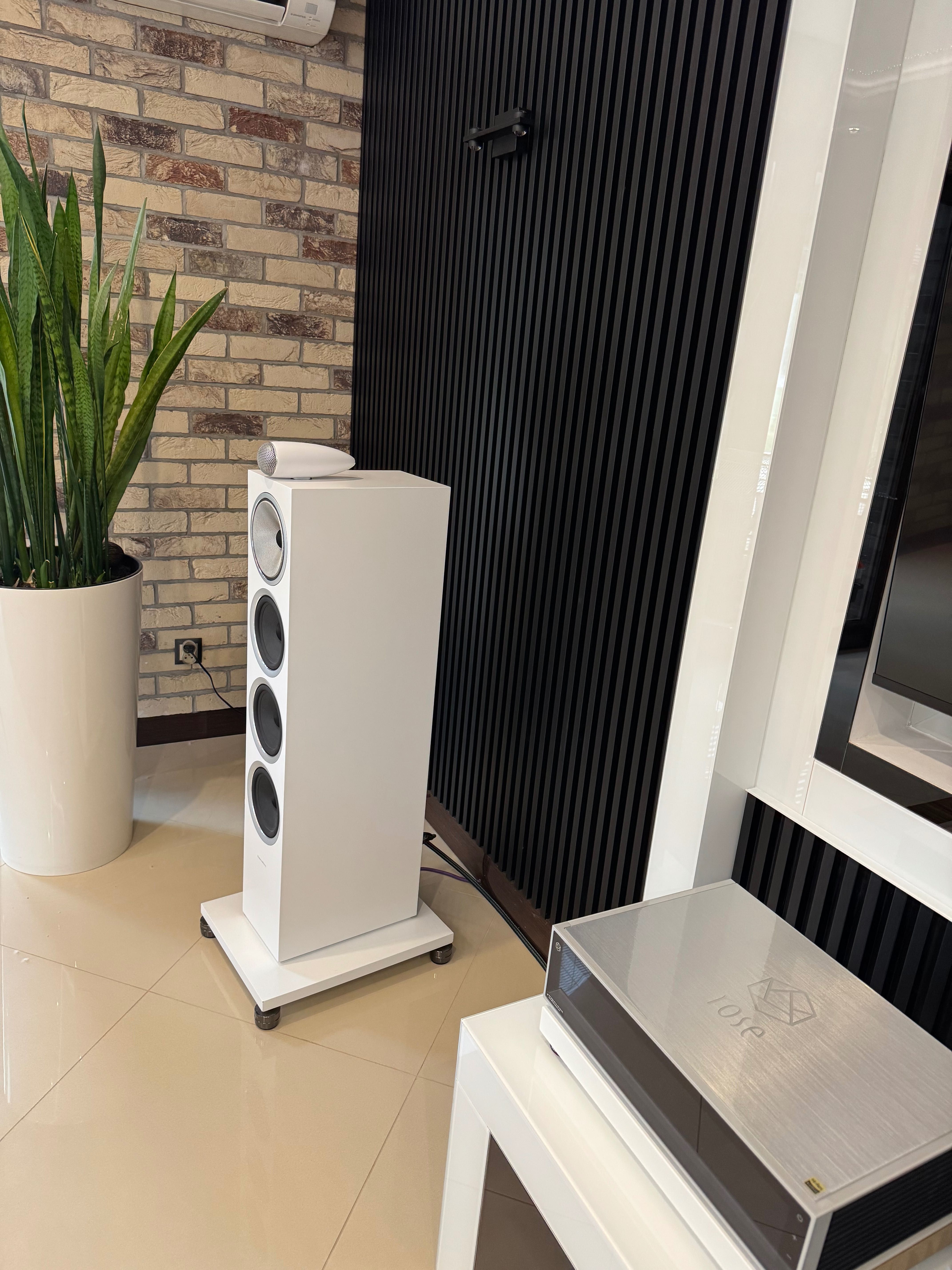 Bowers&Wilkins 702 s2