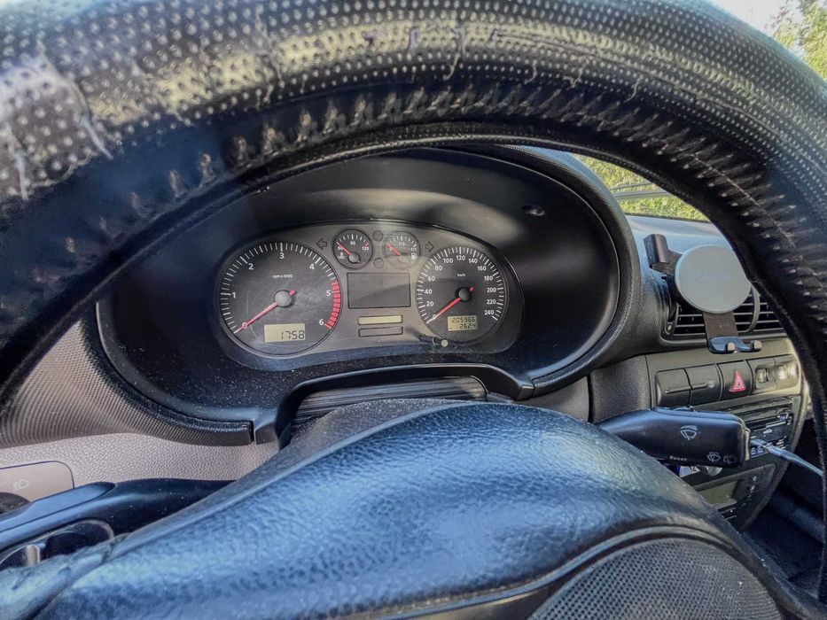 Seat Leon 1.9 TDI (2001) – Económico e Fiável