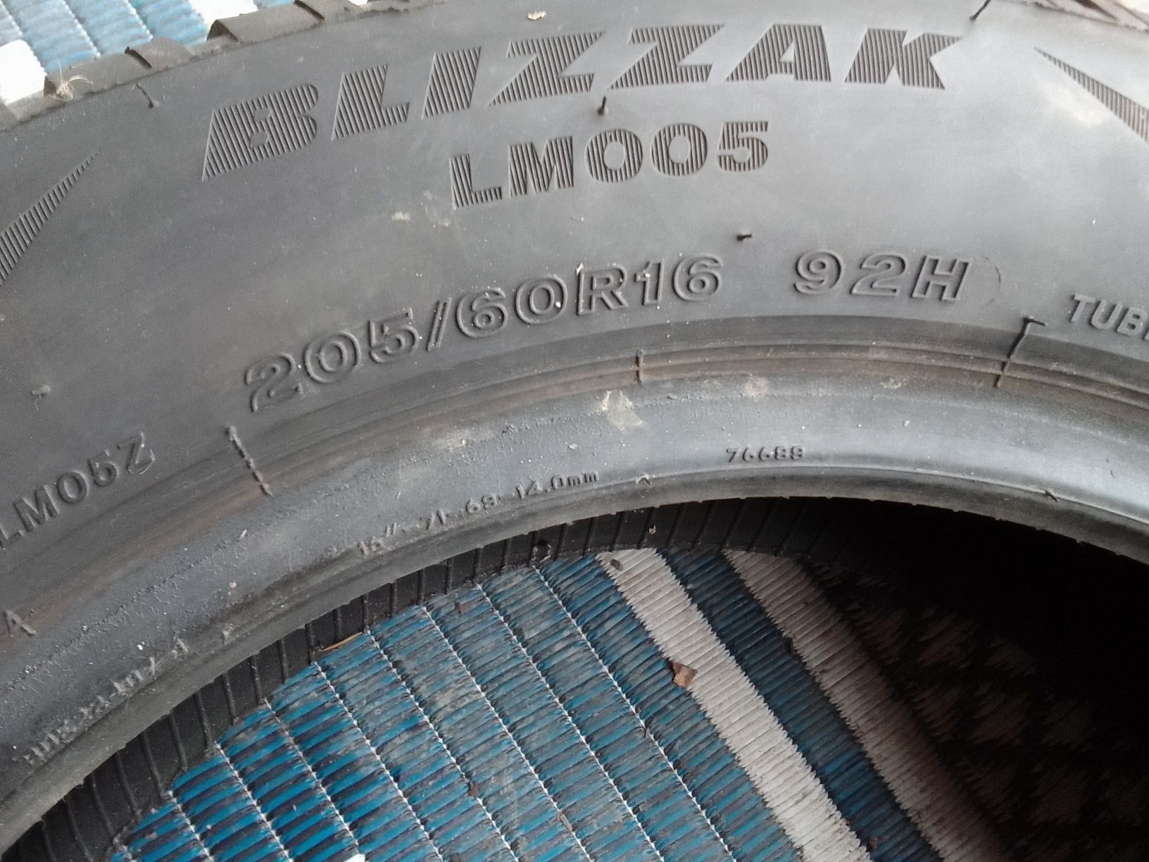 Opona zimowa 205/60r16 BRIDGESTONE 2023r 6.5mm