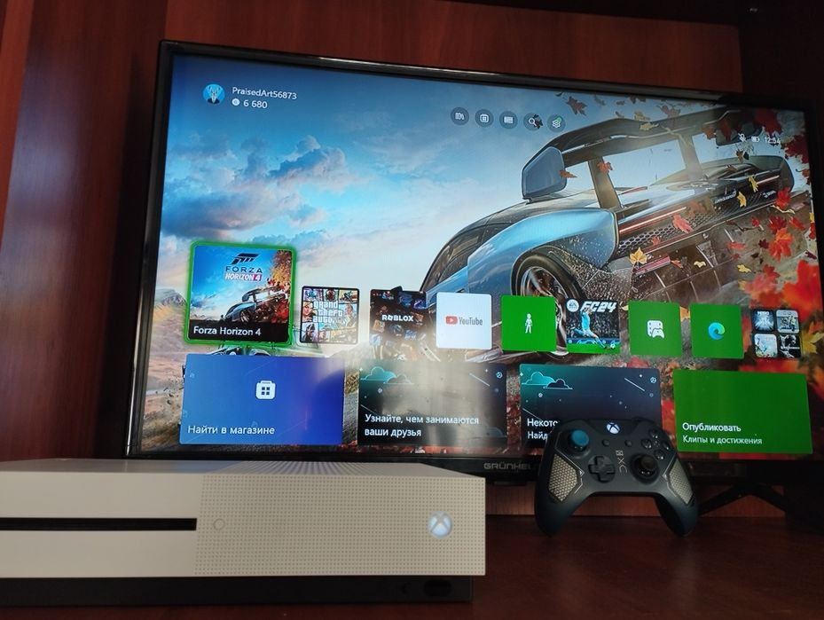 Xbox One S  (ідеальний стан)