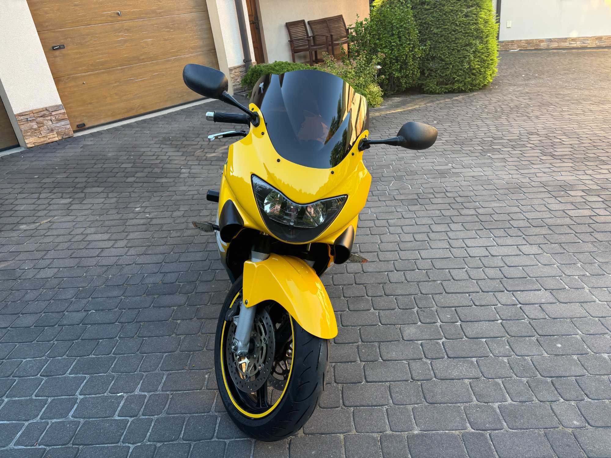 Honda CBR F4 na kat. A2.