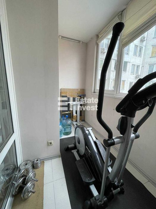 Здається 3х кімнатна квартира на проспекті Миколи Бажана