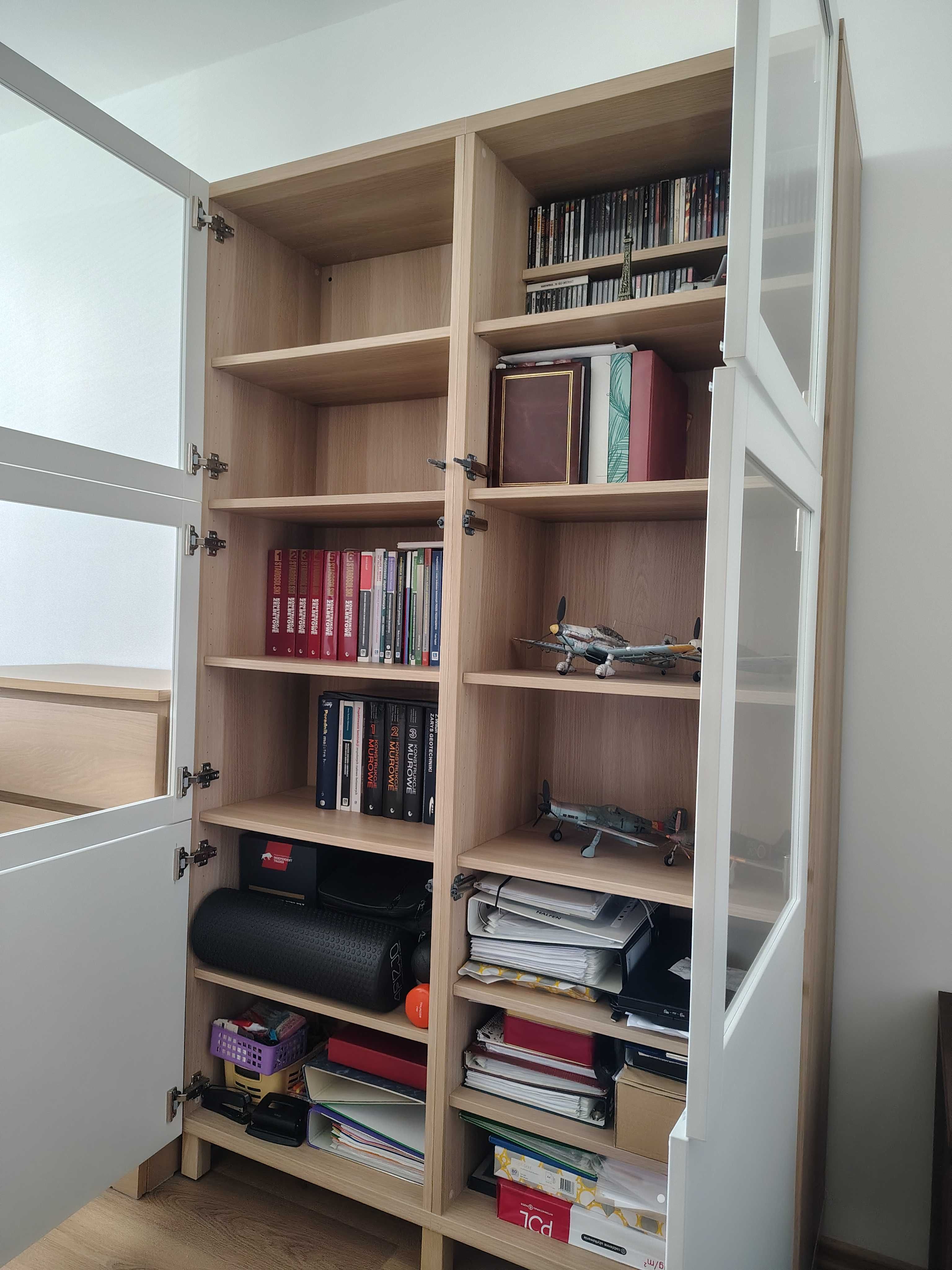 Szafa - witryna IKEA BESTA 2x 60x40x192cm, dąb, białe drzwi