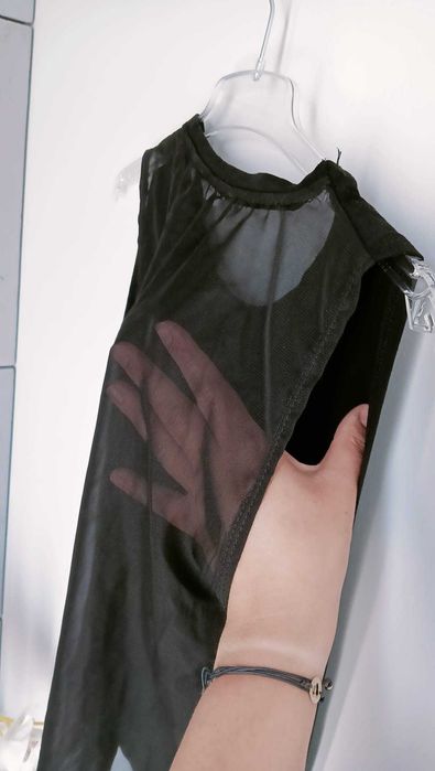 Bluzka bez rękawów tiulowy tył r.158 XS
