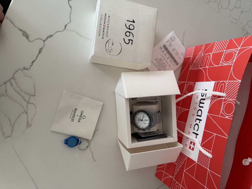 Часы наручные moonwatch 1961 limited edition swatch omega