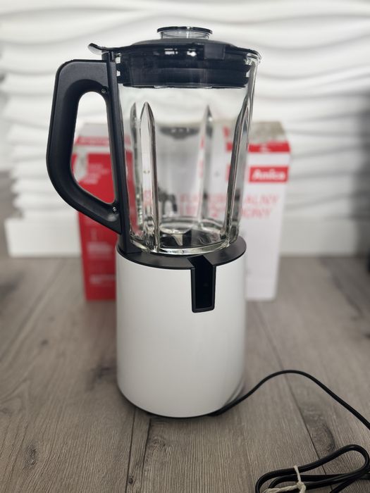Blender kielichowy AMICA BTM3011
