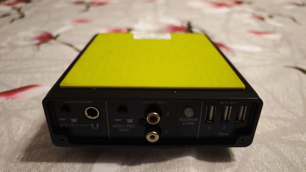 Interfejs Audio Novation AudioHub 2x4