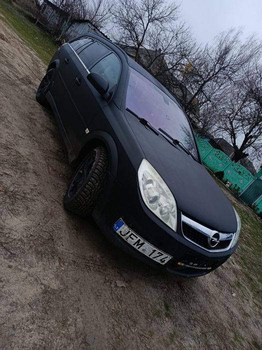 Продам машину Опель вектра с 2005