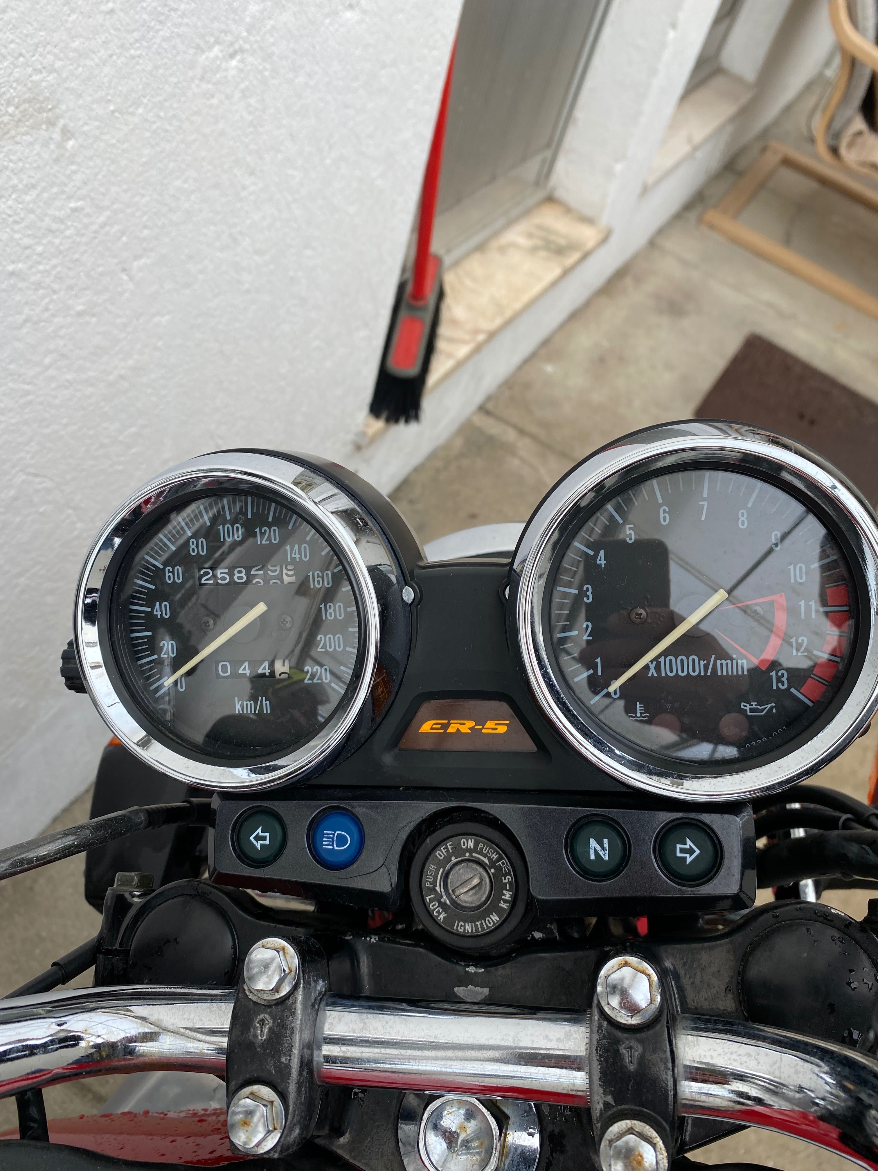 Kawasaki ER5 500cc