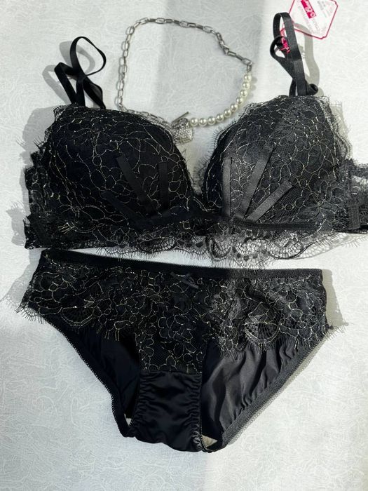 Комплект білизни