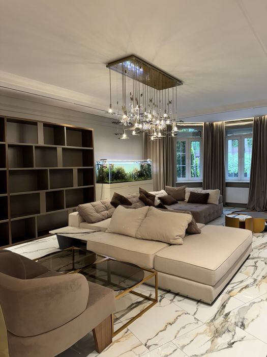 404 Неперевершений сучасний будинок зі спа