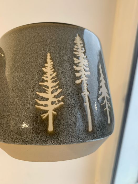 Kubek ceramiczny duży wzór zimowy świąteczny 480ml choinki