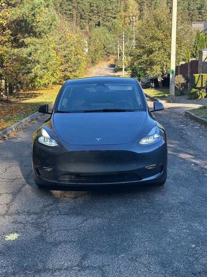 Tesla Model Y Performance, 2023