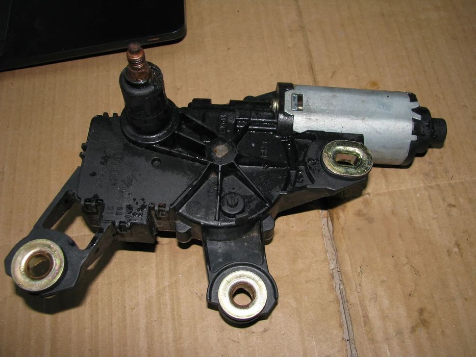 Silniczek Wycieraczki Tył Audi A4 B6 B7 Audi A3 8P 8E9955711C