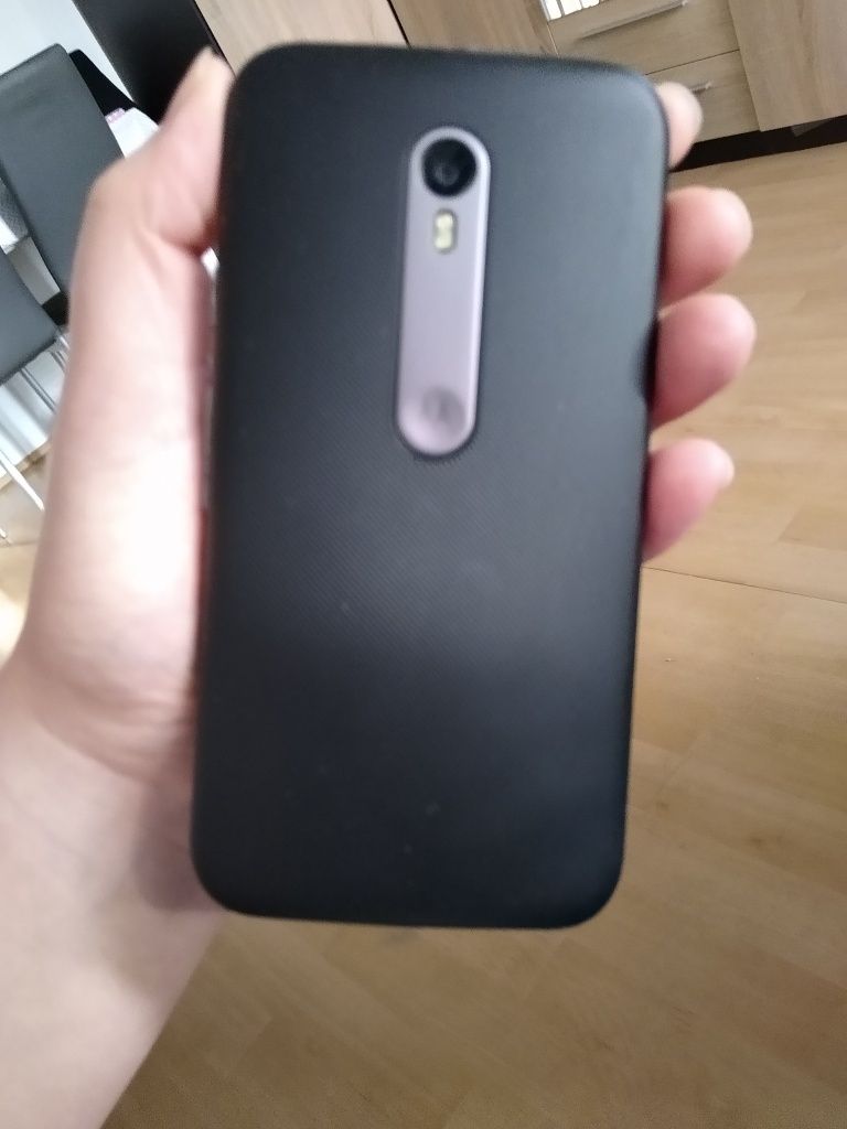 Telefon komórkowy Motorola Moto G - USZKODZONA
