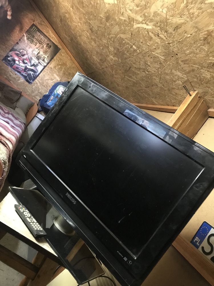 Продам телевизор Philips 26 под ремонт
