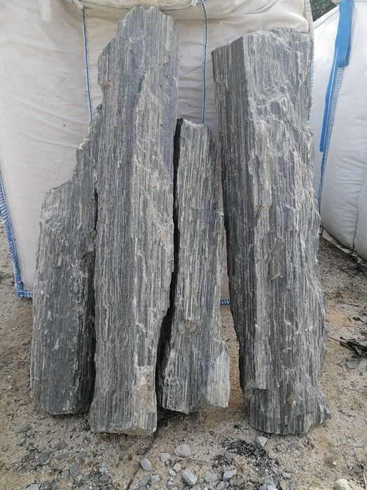 Szpilki gnejsowe głazy z kory 20-120 cm ozdobne pasiaste TONA dostawa