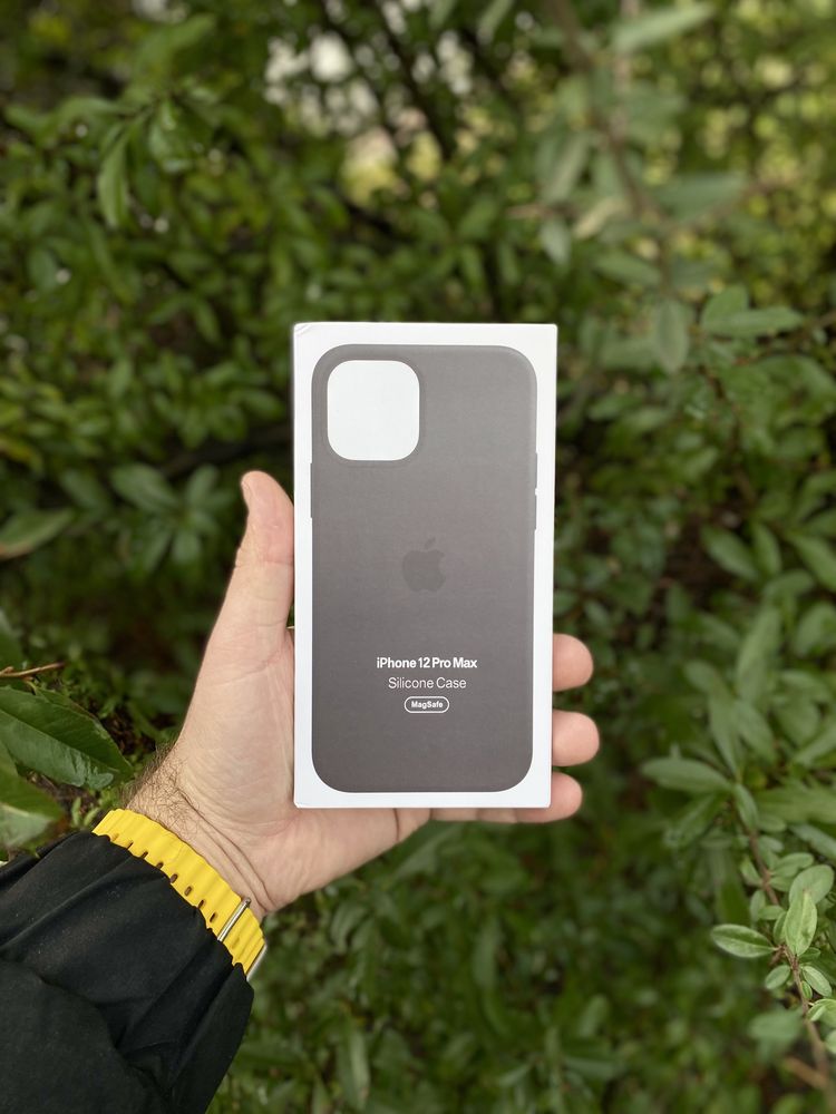 Nowość Silikonowe etui z MagSafe do iPhone’a 12 Pro Max