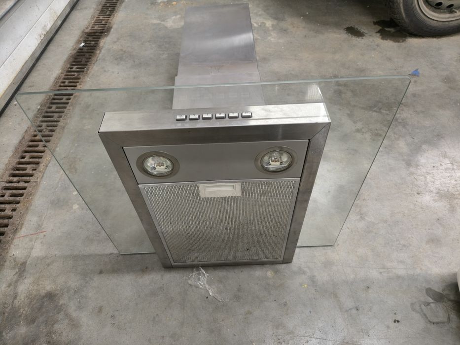 Wyciąg kuchenny okap Siemens INOX i szkło