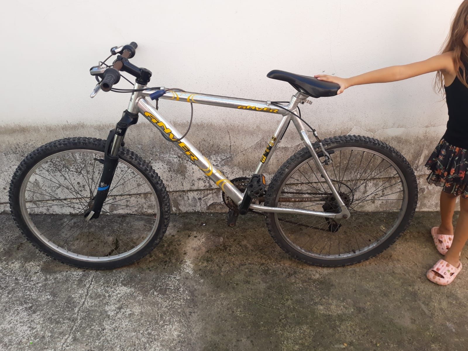 vendo uma bicicleta